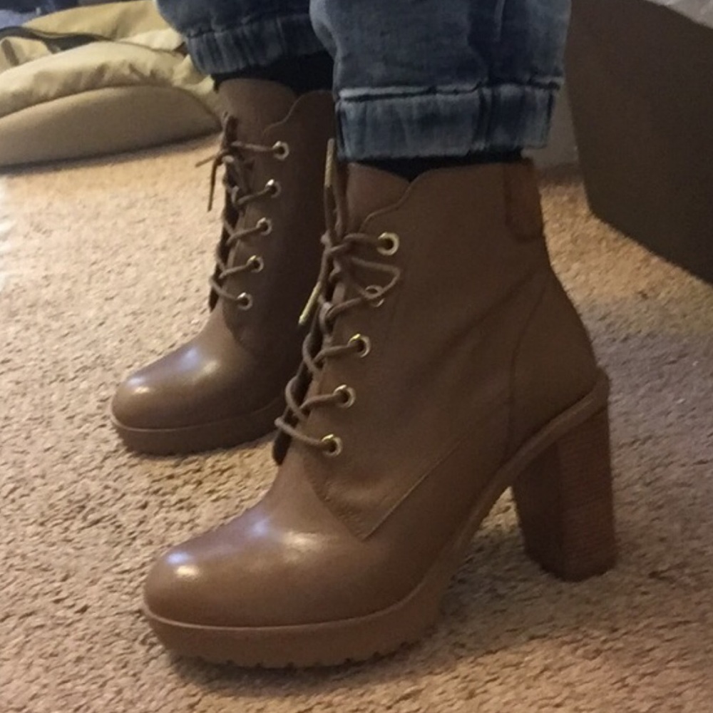 Michael kors boot relist